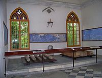 Dans la chapelle des fusillés