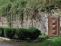 Casemate, transformée en caveau provisoire, dans laquelle reposaient les corps des morts pour la France, du 11 novembre 1945 au 17 juin 1960, date de leur transfert dans le mémorial de la France combattante.